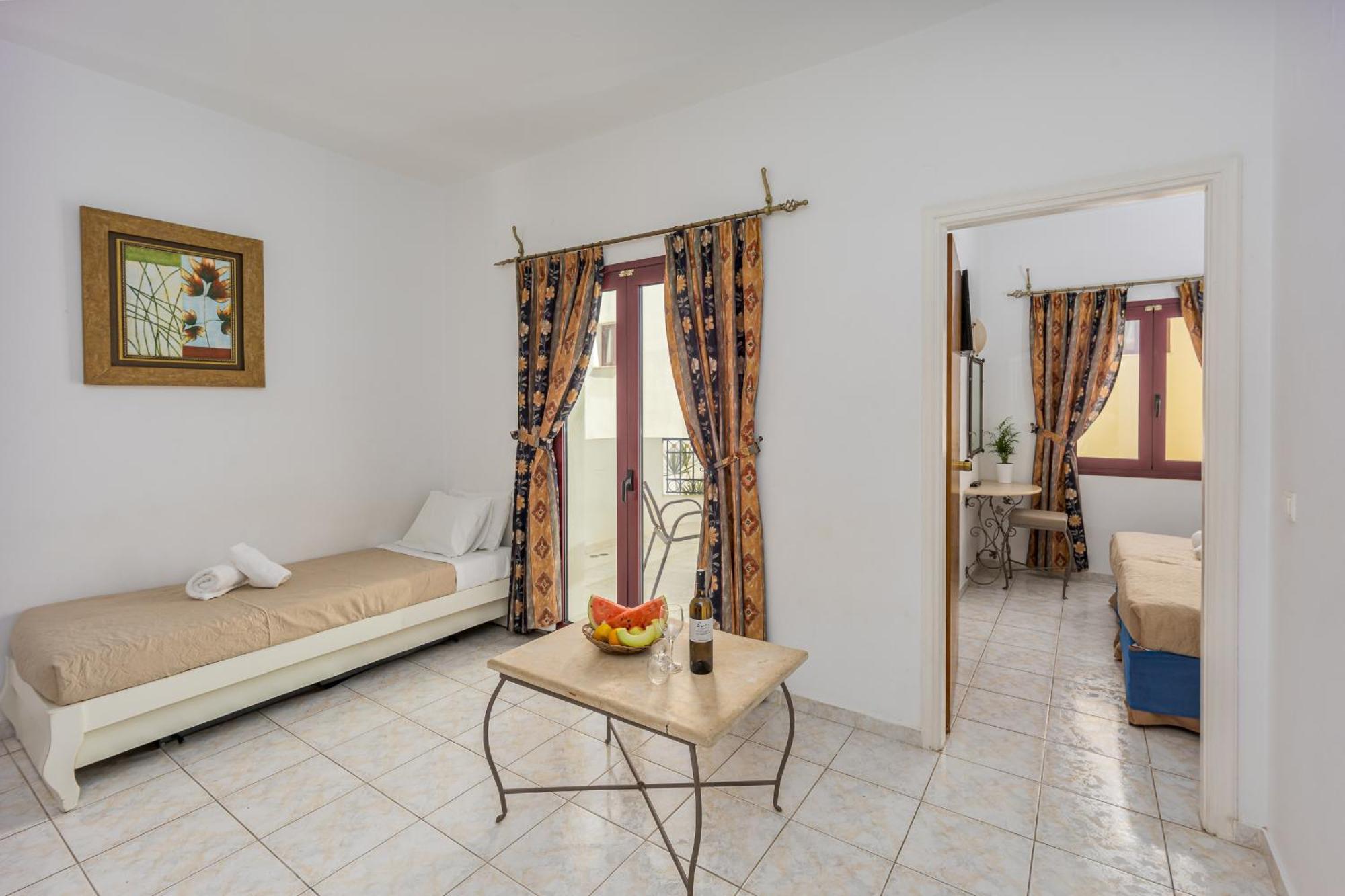 Irida Aparthotel Malia By Estia Esterno foto